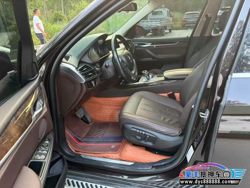 17年宝马X5SUV抵押车出售