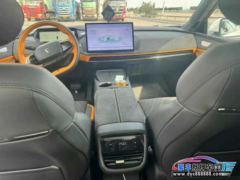 24年长安深蓝SL03轿车抵押车出售