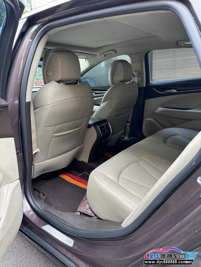 17年别克君越轿车抵押车出售