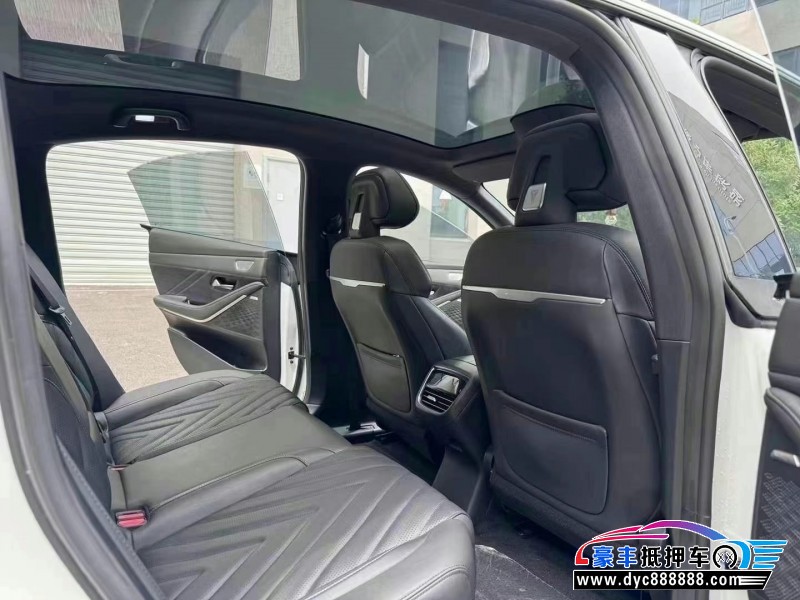 24年长安深蓝SL03轿车抵押车出售