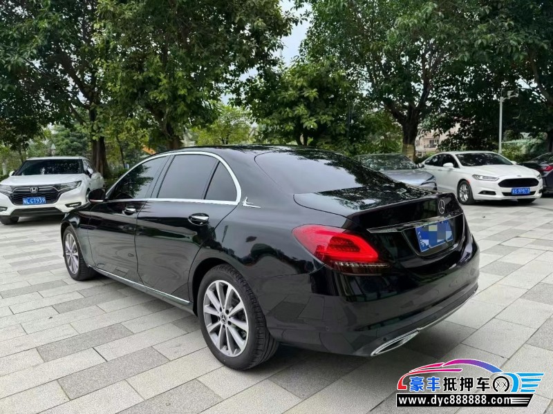 20年奔驰C轿车抵押车出售