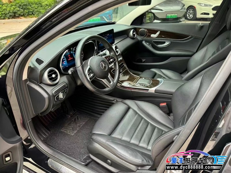 20年奔驰C轿车抵押车出售