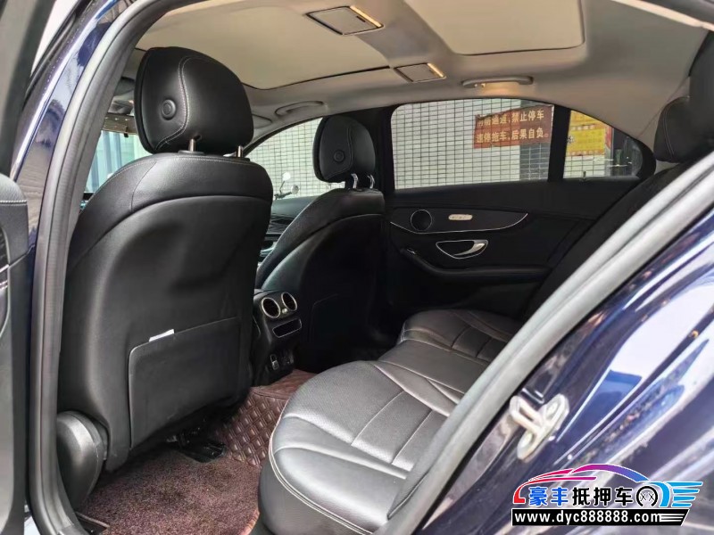 20年奔驰C轿车抵押车出售