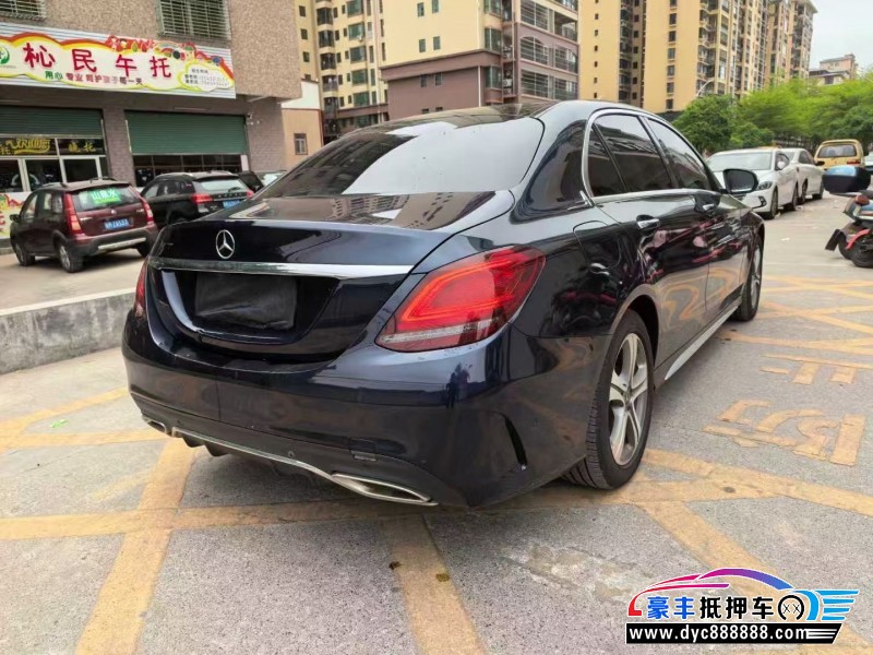 20年奔驰C轿车抵押车出售