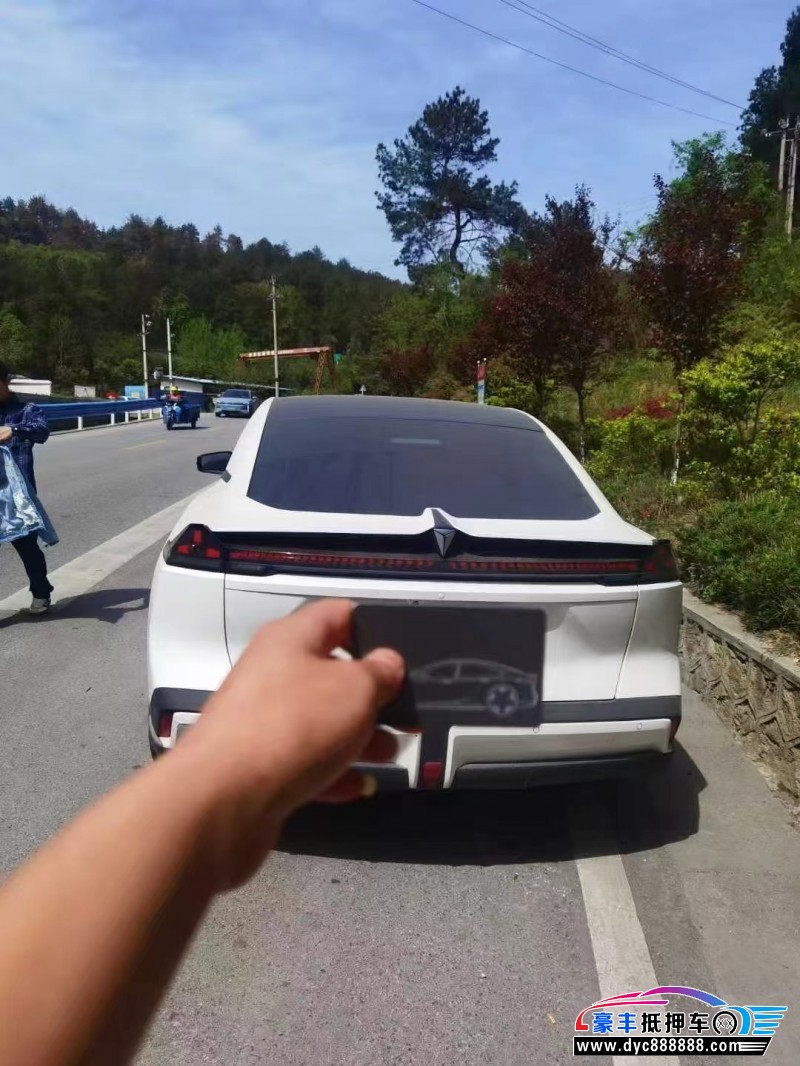 22年长安深蓝SL03轿车抵押车出售