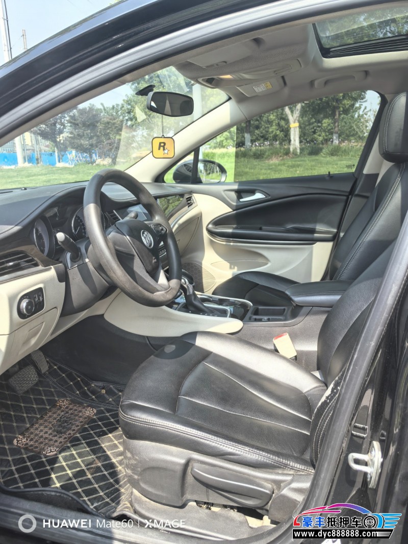 19年别克威朗轿车抵押车出售