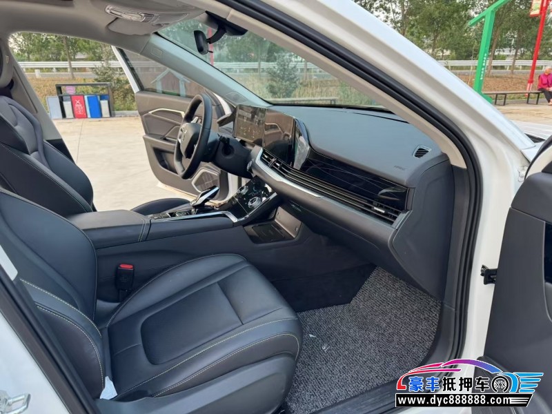 24年奔腾B70轿车抵押车出售