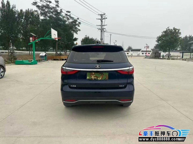 19年比亚迪宋轿车抵押车出售