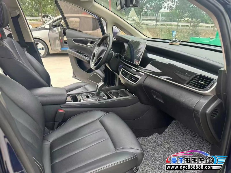 19年比亚迪宋轿车抵押车出售