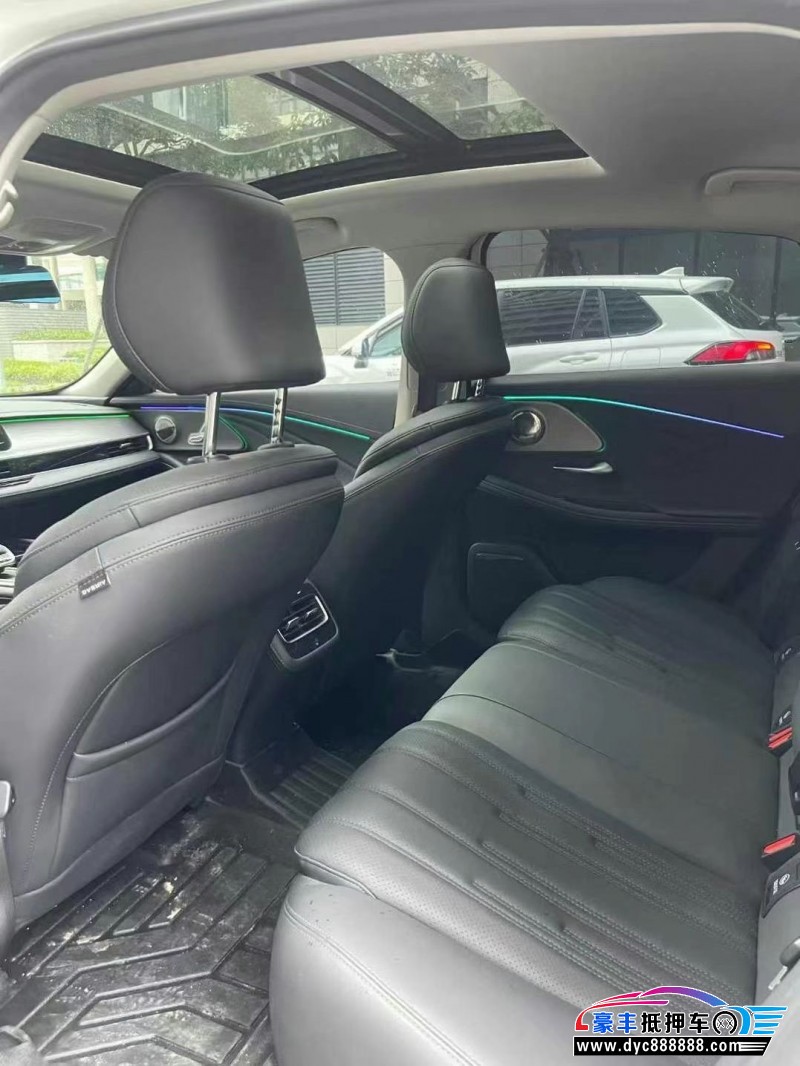 24年奇瑞风云轿车抵押车出售