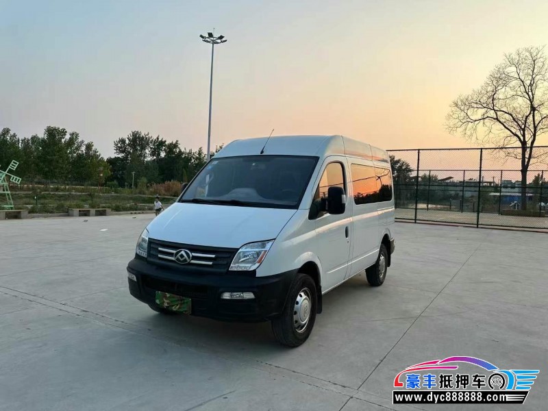 21年上汽大通V80轿车抵押车出售