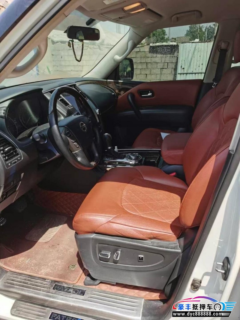 18年日产途乐轿车抵押车出售