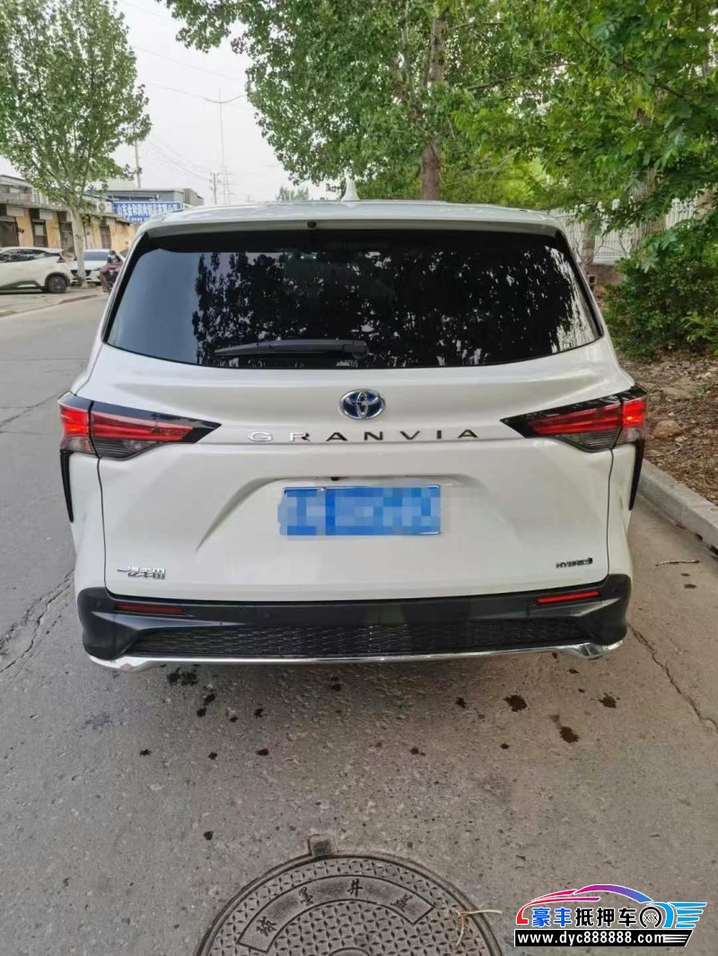 24年丰田格瑞维亚轿车抵押车出售