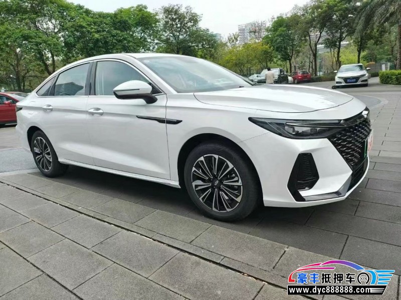 25年奇瑞风云轿车抵押车出售