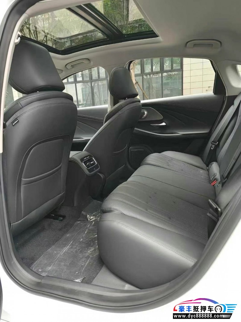 25年奇瑞风云轿车抵押车出售