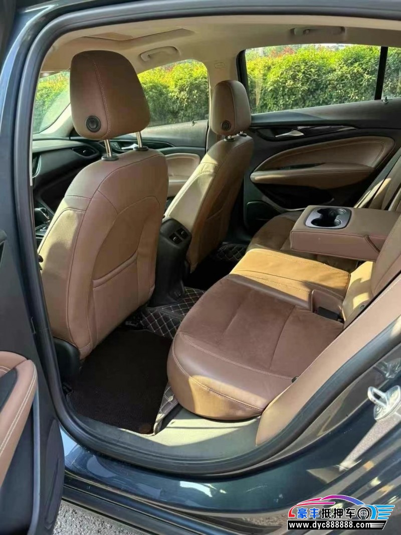 19年别克君威轿车抵押车出售