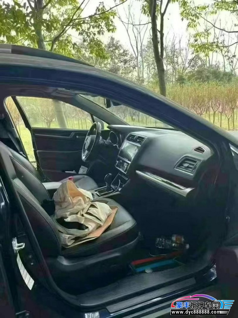 18年斯巴鲁傲虎轿车抵押车出售