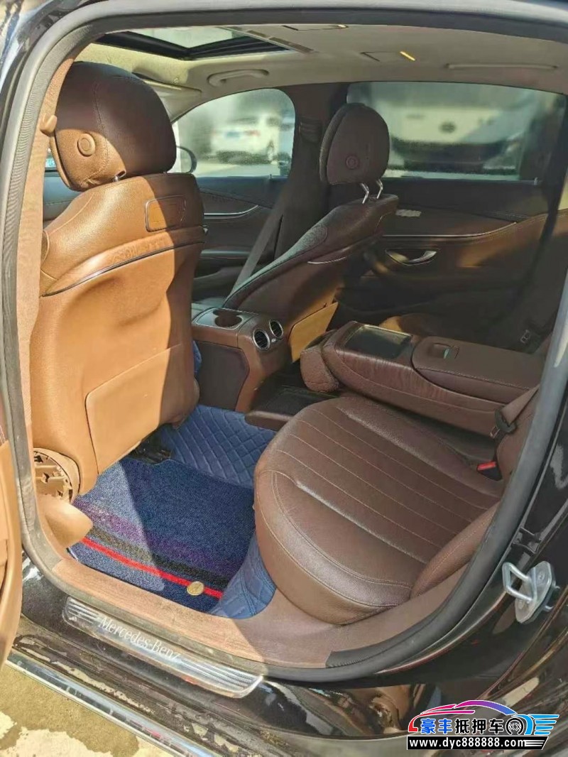 18年奔驰E轿车抵押车出售