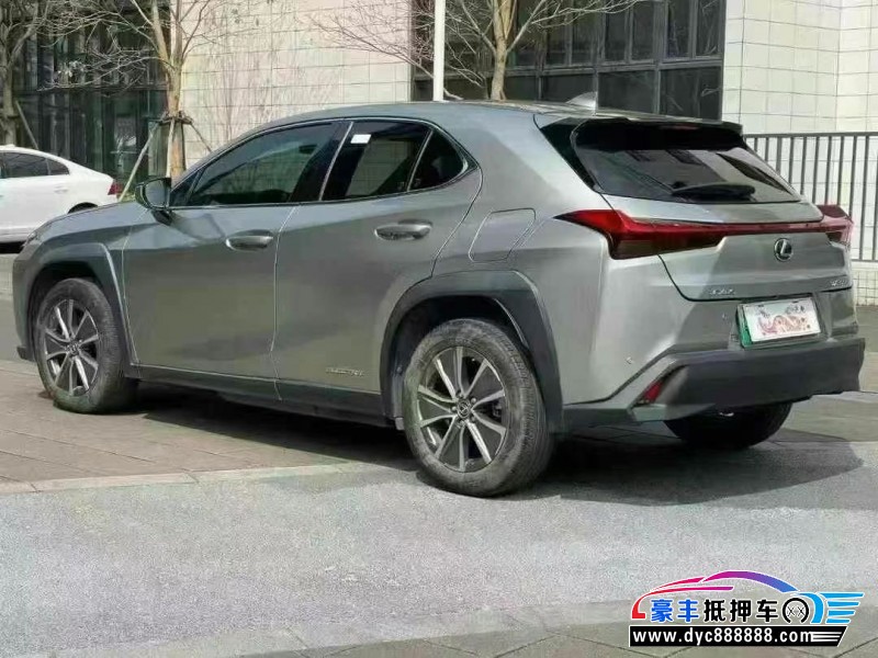21年雷克萨斯ux300轿车抵押车出售
