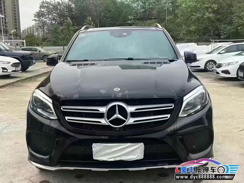 18年奔驰GLE轿车抵押车出售