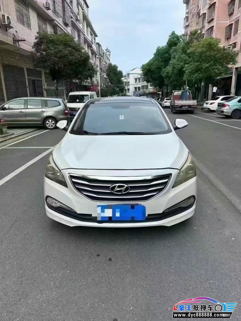 17年现代名图轿车抵押车出售