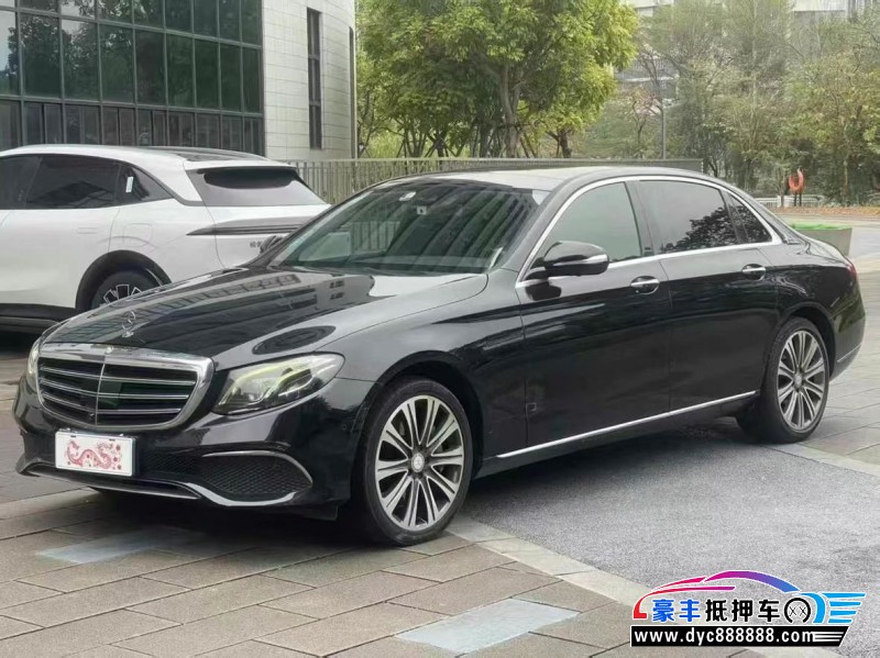 17年奔驰E轿车抵押车出售