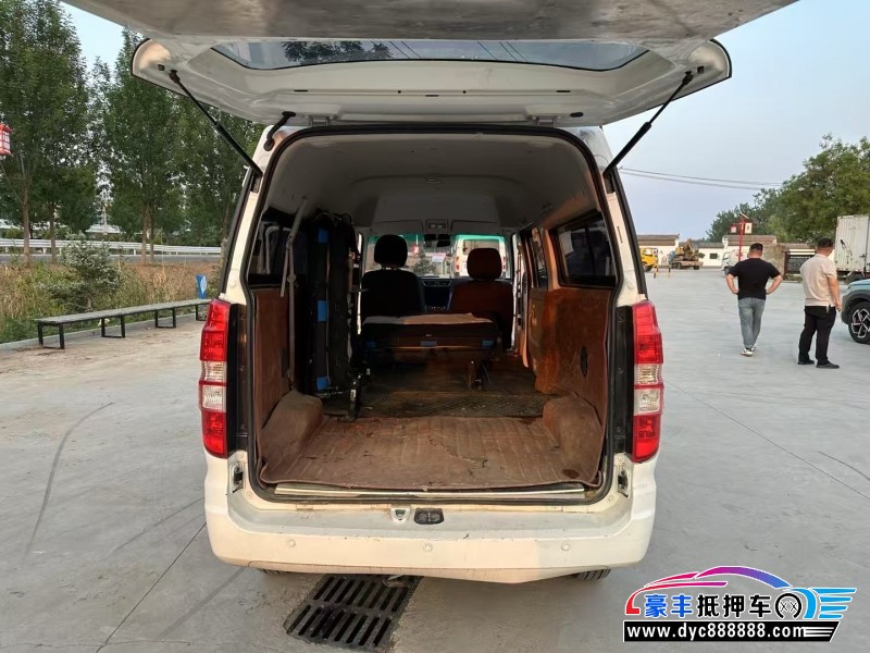 23年金杯海狮轿车抵押车出售