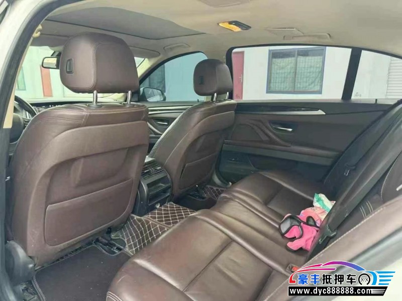 17年宝马5系轿车抵押车出售