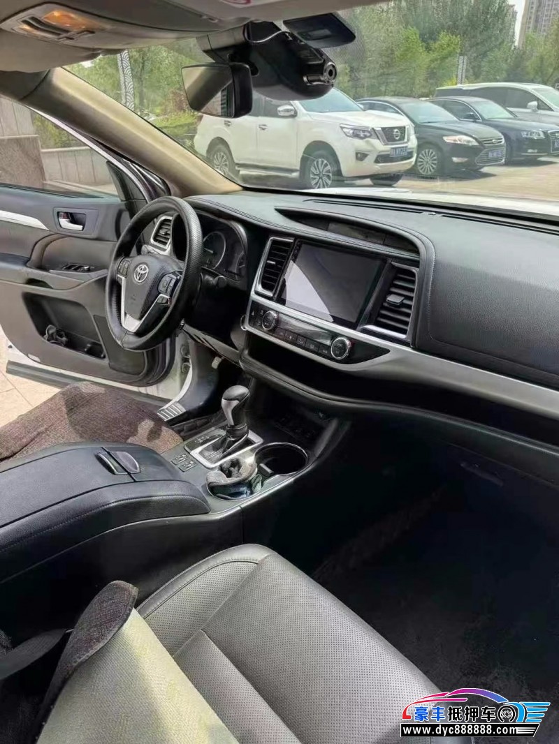 18年丰田汉兰达SUV抵押车出售