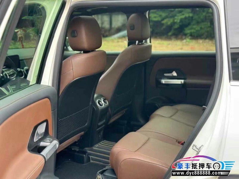 22年奔驰GLB轿车抵押车出售