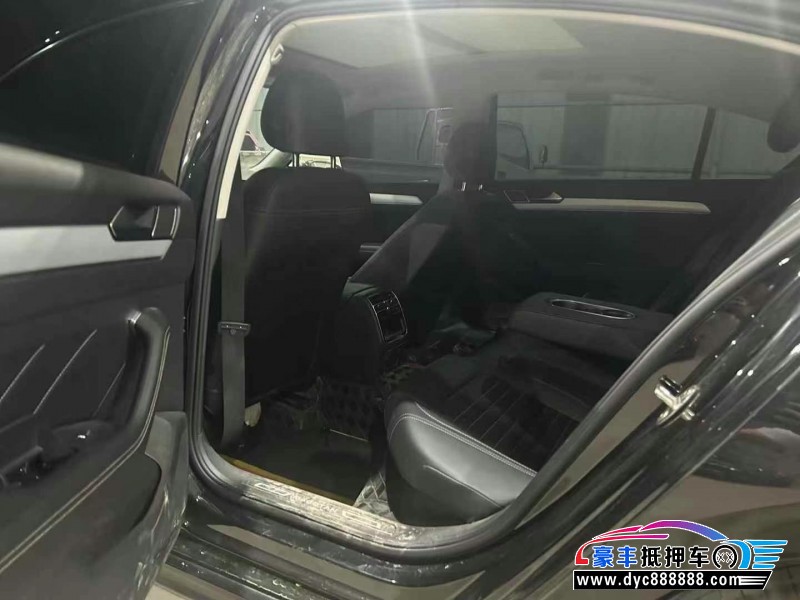 24年大众迈腾轿车抵押车出售