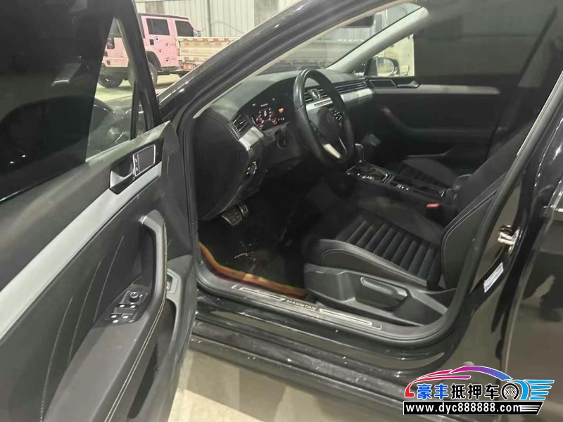 24年大众迈腾轿车抵押车出售