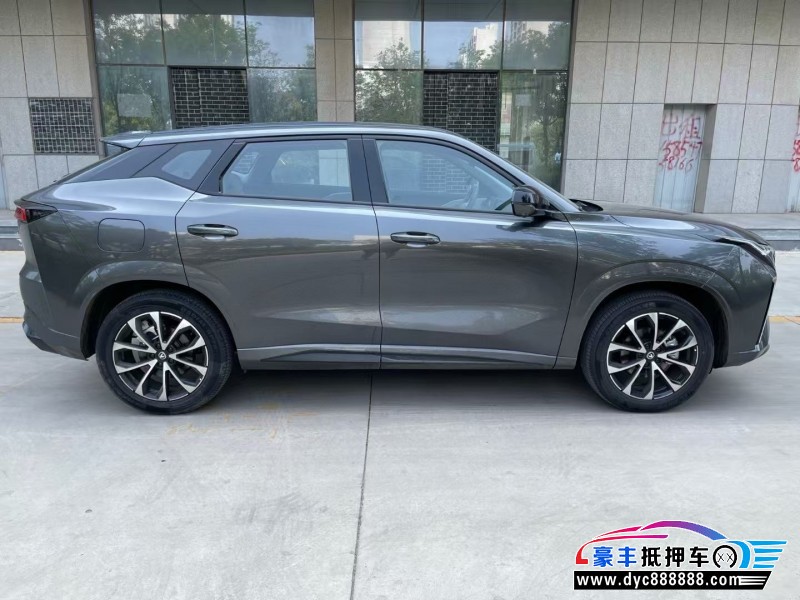 25年长安长安UNI轿车抵押车出售