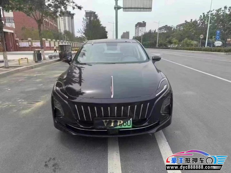 25年红旗EQM5轿车抵押车出售