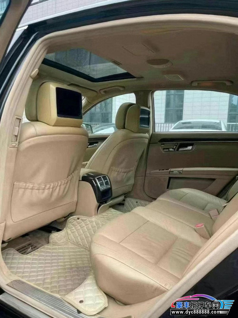 12年奔驰S轿车抵押车出售