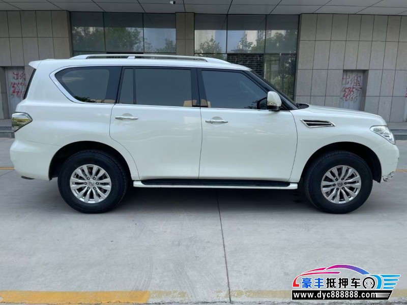 19年日产途乐轿车抵押车出售