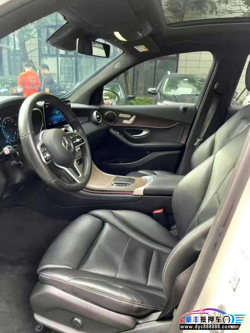 22年奔驰GLC轿车抵押车出售