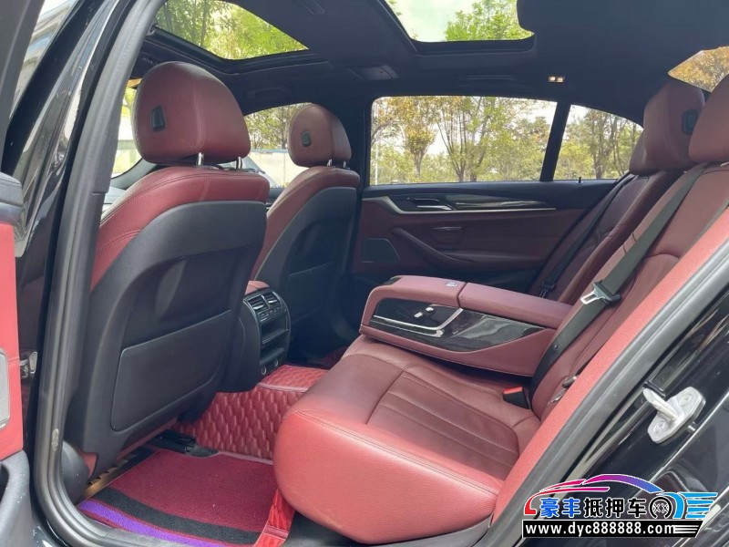 18年宝马5系轿车抵押车出售