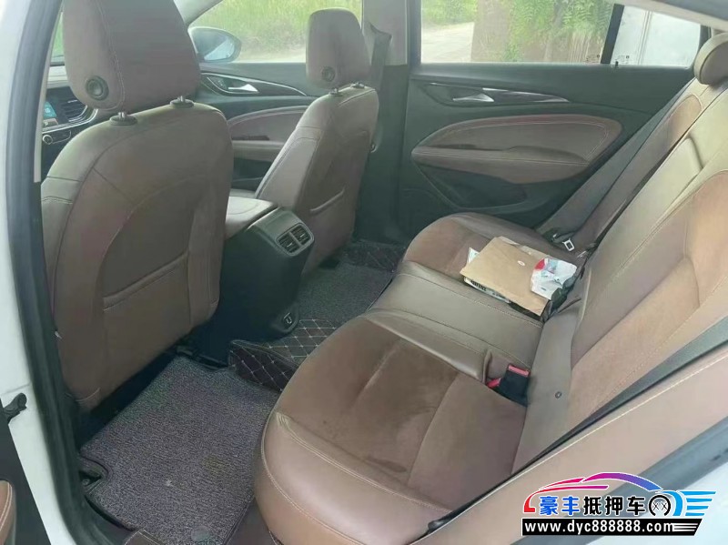 20年别克君威轿车抵押车出售