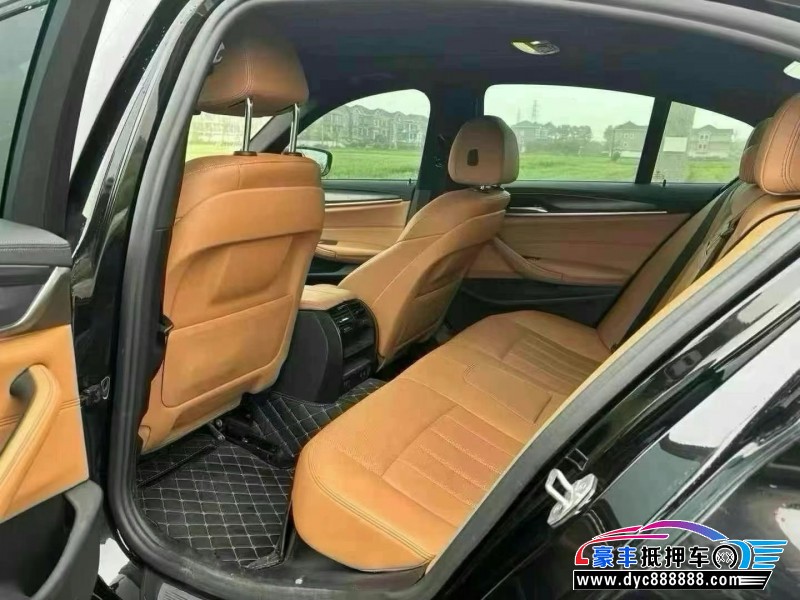 21年宝马5系轿车抵押车出售