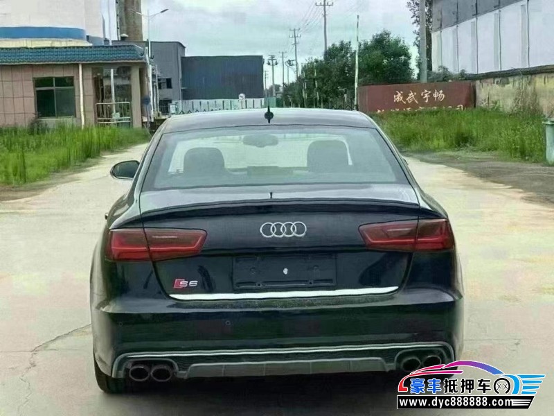 18年奥迪S6轿车抵押车出售