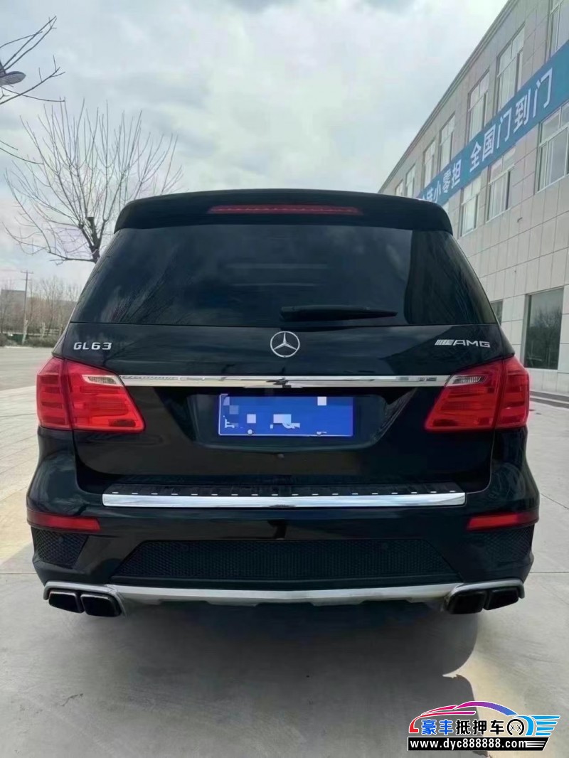 16年奔驰GL轿车抵押车出售