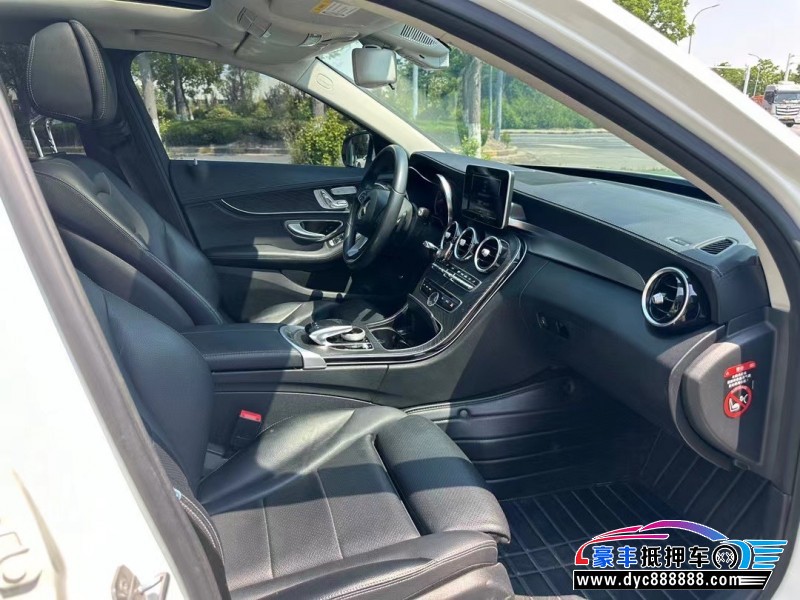 18年奔驰C轿车抵押车出售