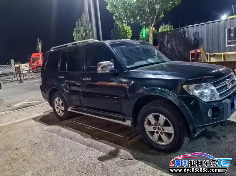 10年三菱帕杰罗(进口)轿车抵押车出售