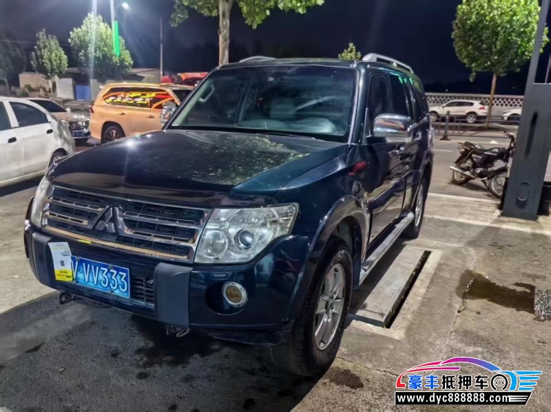 10年三菱帕杰罗(进口)轿车抵押车出售