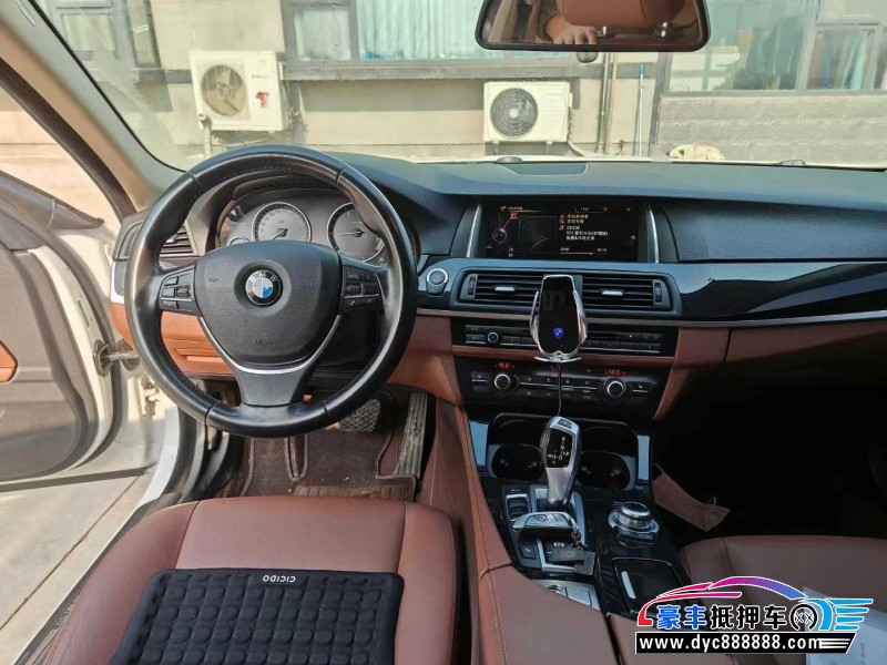 17年宝马5系轿车抵押车出售