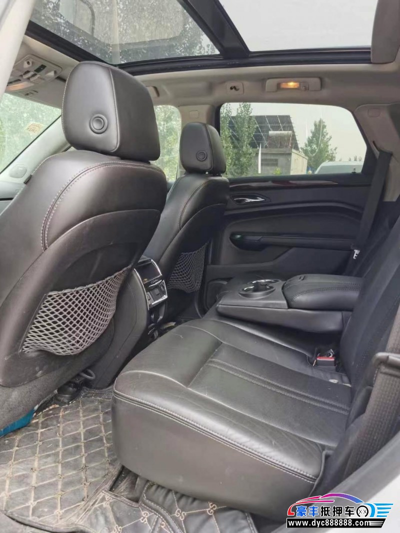 15年凯迪拉克SRX轿车抵押车出售