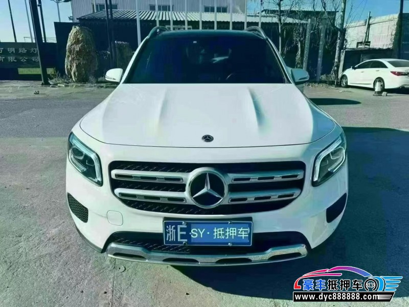 22年奔驰GLB轿车抵押车出售