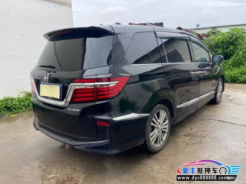 17年本田艾力绅轿车抵押车出售