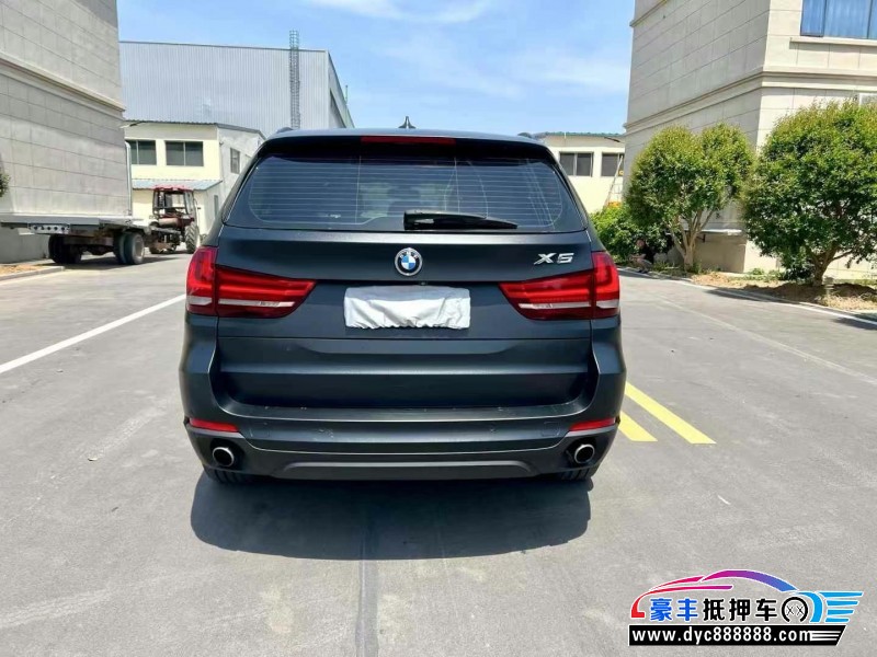 16年宝马X5轿车抵押车出售